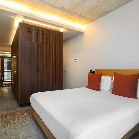 Whome Urban Loft With Modern Interior Design * Lisbon